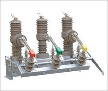 12kV Outdoor Vacuum Circuit Breaker With IEC Certification