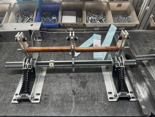 11kV indoor Earthing Switch with 150mm Poles  for Switchgear