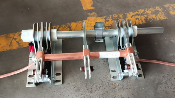 11kV indoor Earthing Switch with 150mm Poles  for Switchgear