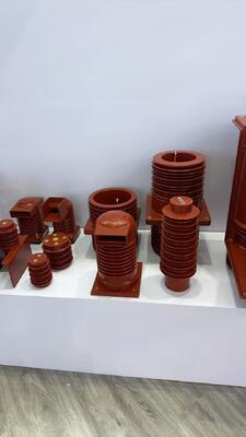 40.5kV High Voltage Epoxy Resin Insulator Shield Spout Bushings 660mm Height