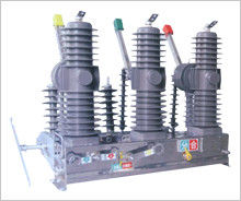 12kV Outdoor Vacuum Circuit Breaker With IEC Certification